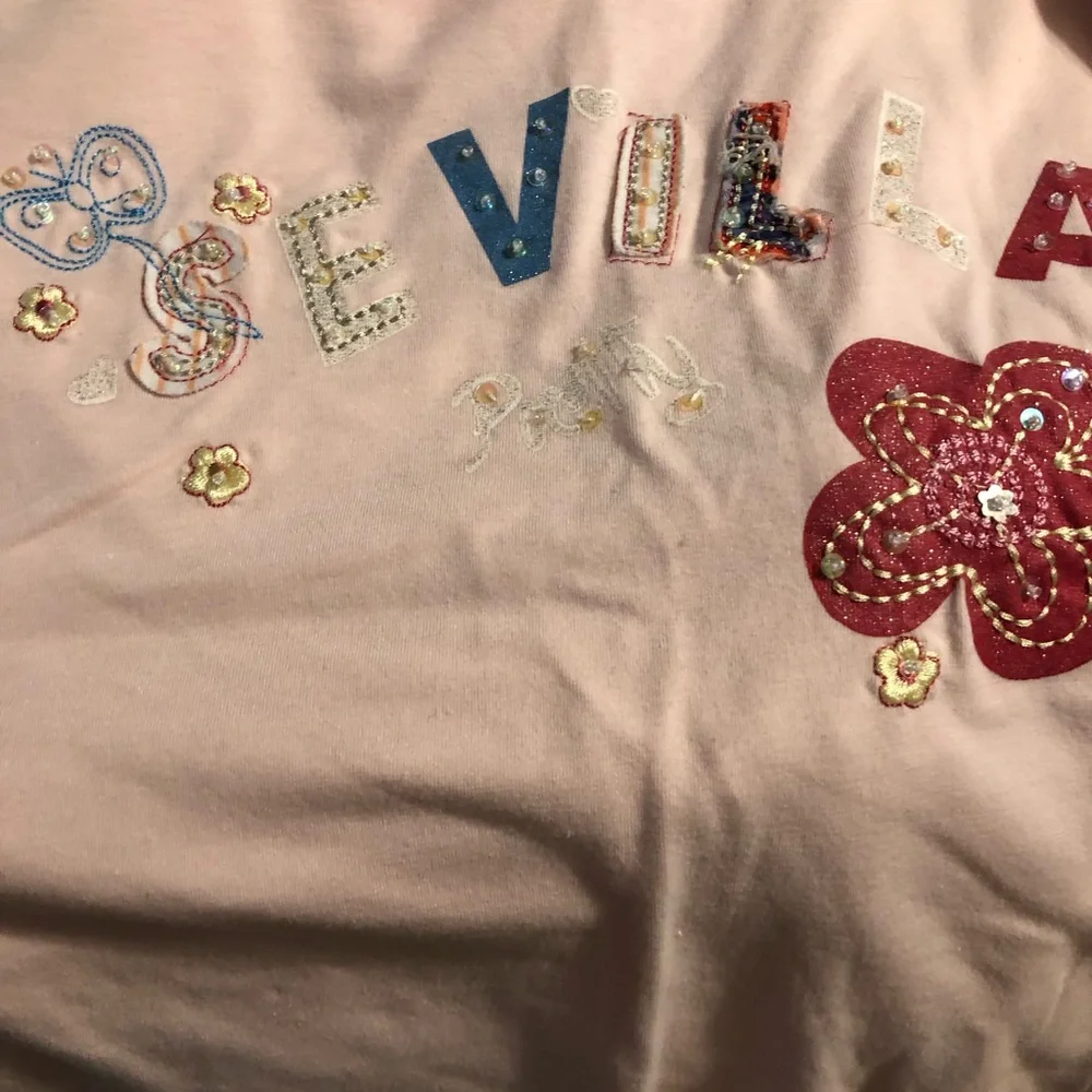 Girls Sevilla embroidered sparkly baby‎ tee ruffle hem pink girls size large 32”